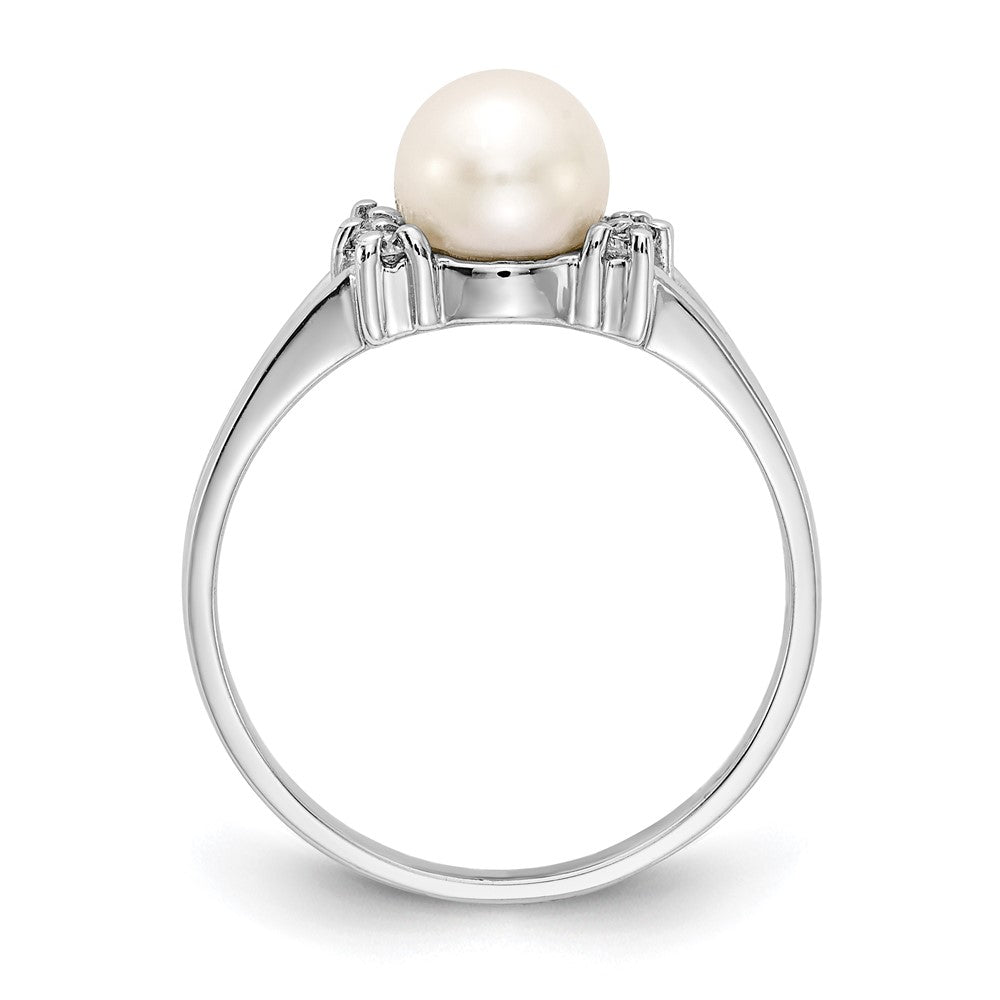 14k White Gold 6mm White Freshwater Cultured Pearl and 1/15 carat VS Diamond Ring