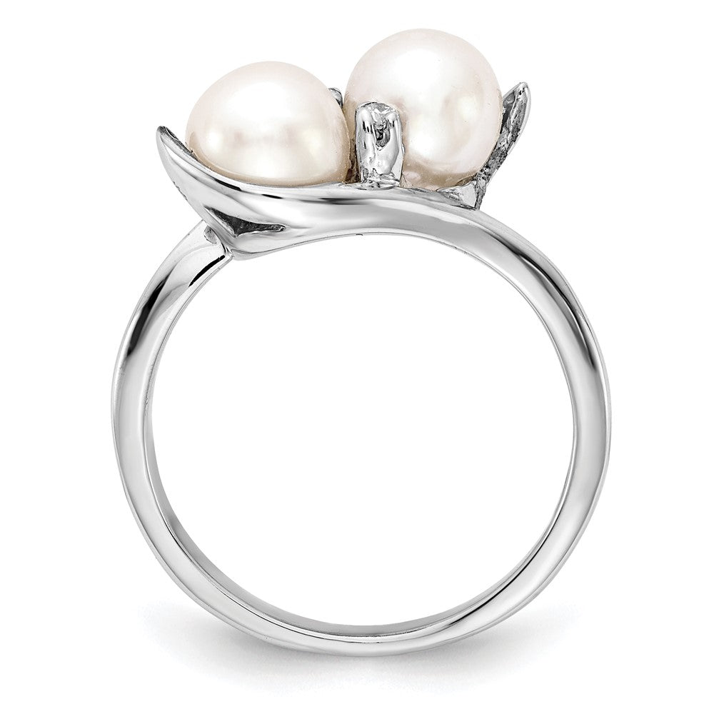 14k White Gold 6mm White Freshwater Cultured Two-Pearl and A Diamond Ring