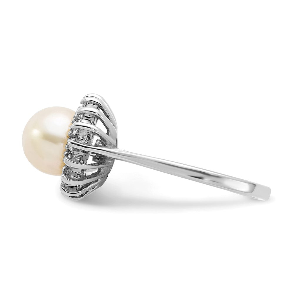 14k White Gold 7.5mm White Freshwater Cultured Pearl and 1/4 carat A Diamond Halo Ring