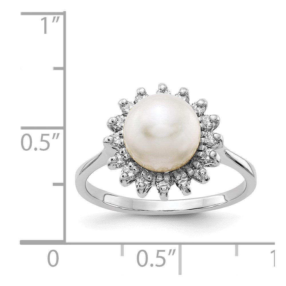 14k White Gold 7.5mm White Freshwater Cultured Pearl and 1/4 carat VS Diamond Halo Ring