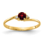 14k 4mm Round Garnet and A Diamond Ring