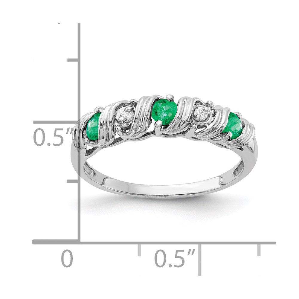 14k White Gold 2.75mm Emerald and VS Diamond Twist Ring