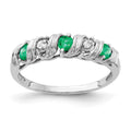 14k White Gold 2.75mm Emerald and VS Diamond Twist Ring