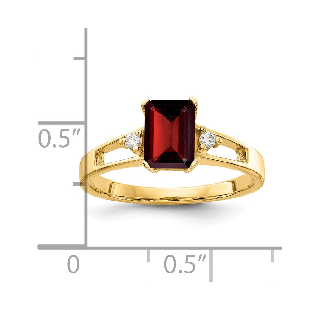 14k 7x5mm Emerald-cut Garnet and 1/20 carat A Diamond Ring